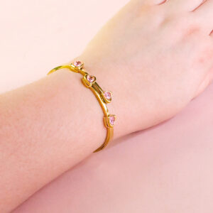 Alternative view of Pulsera de corazones rosa