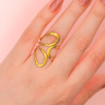 Anillo Dorado de Acero de Titanio -Curvy - Imagen 2