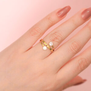 Anillo dorado de acero inoxidable - gouttes vista puesto