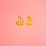 Arracadas Triples de Acero Inoxidable fondo rosa