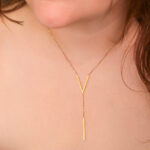 Collar Dorado de Acero Inoxidable - V Profunda - Imagen 2