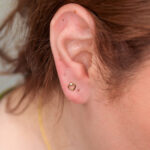 Piercing Dorado de Acero Inoxidable de Corazón con Piedra - Imagen 2