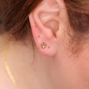 Piercing Dorado de Acero de Titanio de Corazón y Piedra pieza puesta