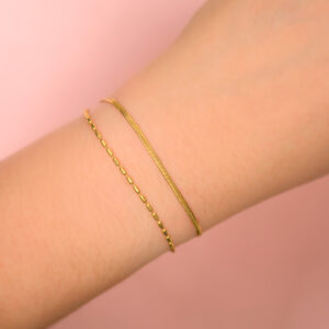 Pulsera Dorada de Acero de Titanio - Doble pieza puesta