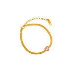 Pulsera Dorada de Acero de Titanio de Corazón fondo blanco