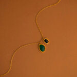 Tobillera Dorada de Acero de Titanio con Piedras - Vigubas - Imagen 3