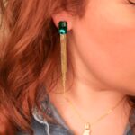 Aretes largos de acero inoxidable after tomorrow vista puesto